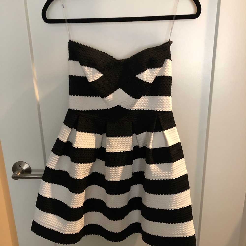 Sans Souci dress